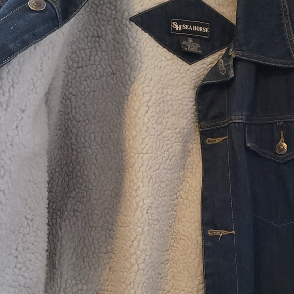 Jean jacket - Picture 3 of 3